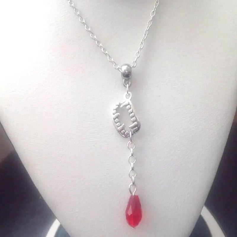 

Vintage Slver Vampire Teeth Fangs Blood Drop Necklaces Pendant Choker Necklace For Women Jewelry Vampire Diaries Halloween Gifts