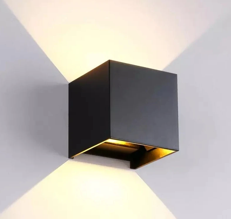 

Outdoor/Indoor Adjustable Aluminum Surface Mounted 6W Warm White LED Cube Wall Lamp Waterproof IP65 Garden Lights black