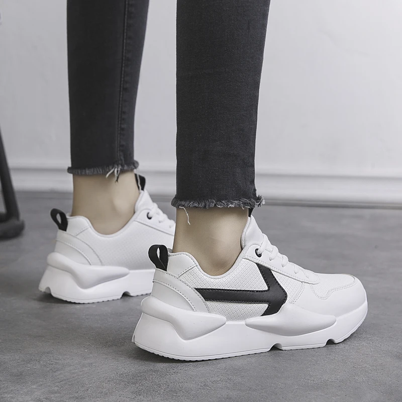 

2018 New Style Thick Bottom Small White Shoes Women Korean Version of The Board Shoes Breathable Single Shoe Original Wind 5