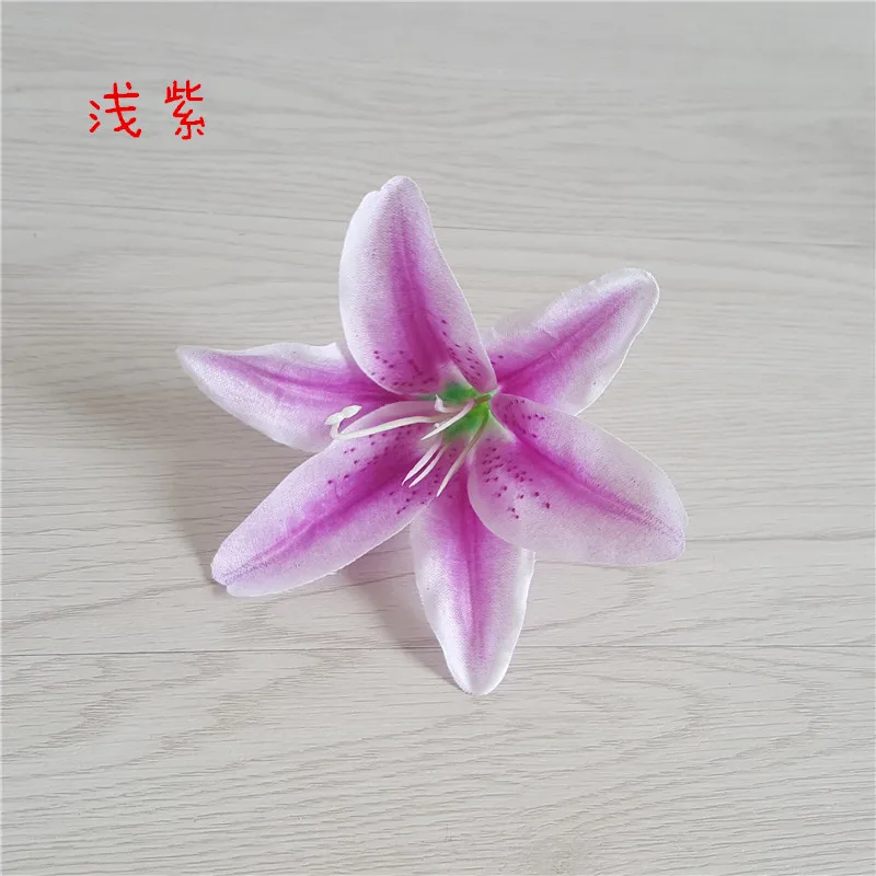100pcs/lot 13cm Silk Lily Artificial Flower Head For Wedding Decoration DIY Garland Decorative Floristry Arch Flower Arrangement 100pcs/lot 13cm Silk Lily Artificial Flower Head For Wedding Decoration DIY Garland Decorative Floristry Arch Flower Arrangement