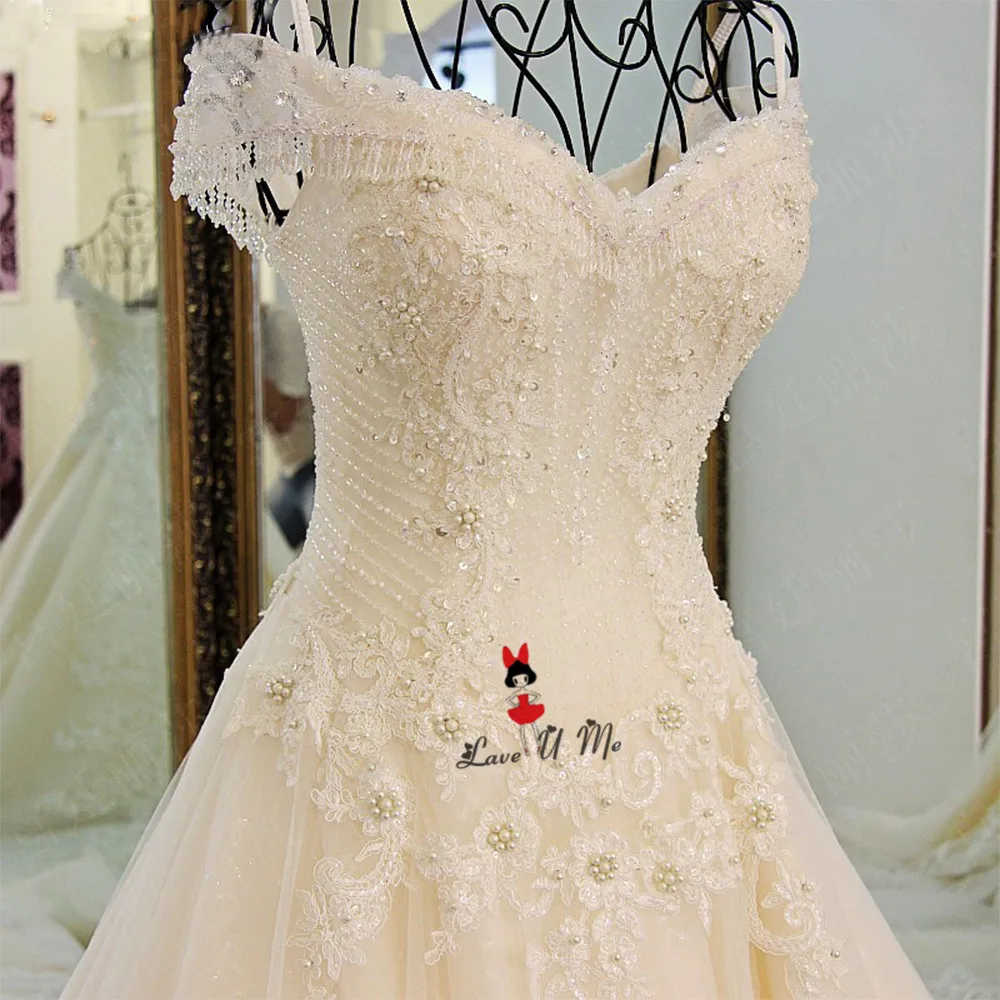 

Luxury Wedding Dresses Chapel Train Lace Custom Made Bride Dress Vintage Princess Wedding Gowns Plus Size Vestido de Casamento