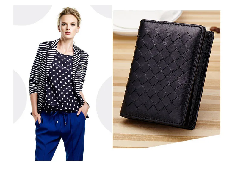 2996376630_1866447759