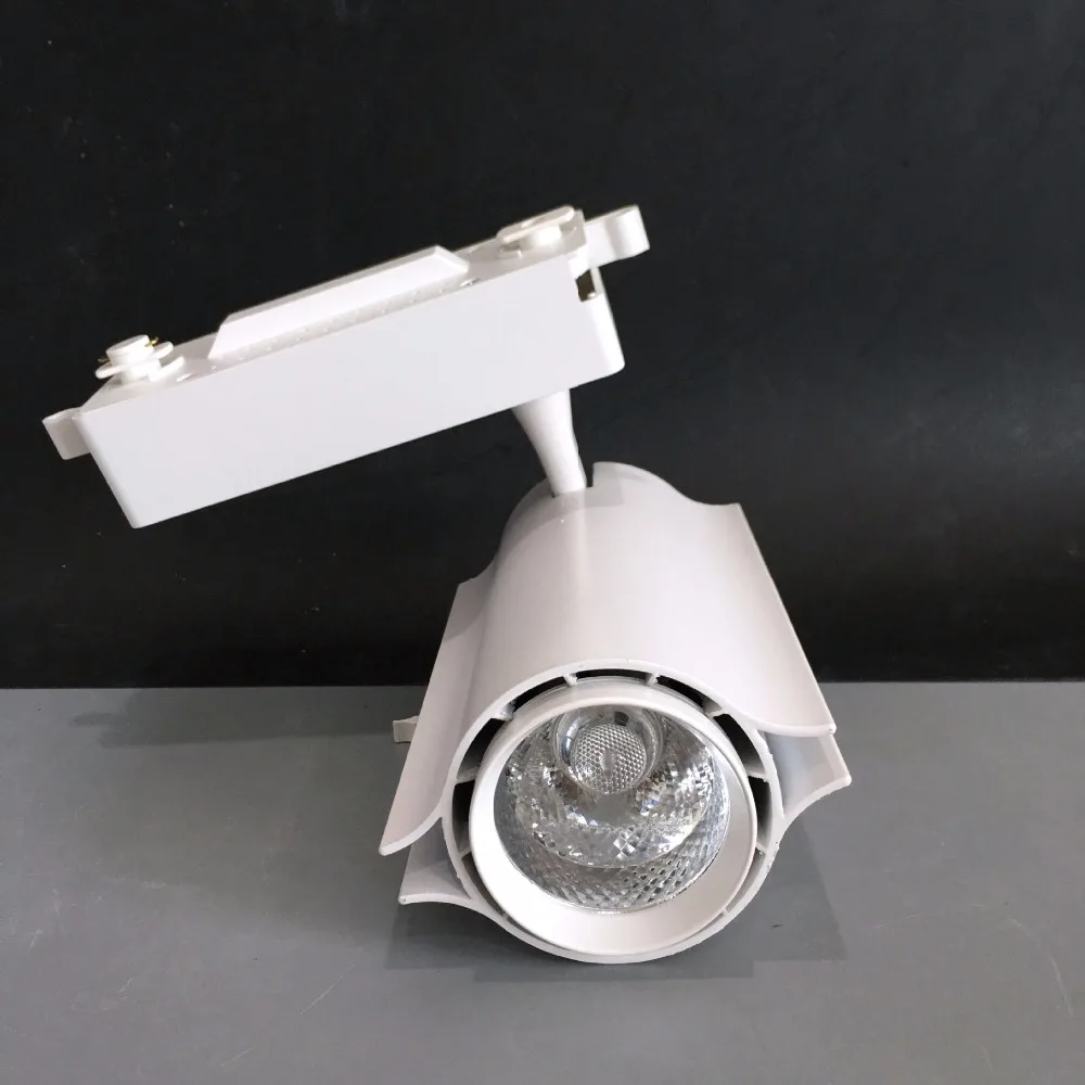 

Free shipping 10W 20W 30W COB LED Track Rail Stand Spotlight Lamp Lighting Ceiling Track Rail Light Down Lamp Display Cabinet