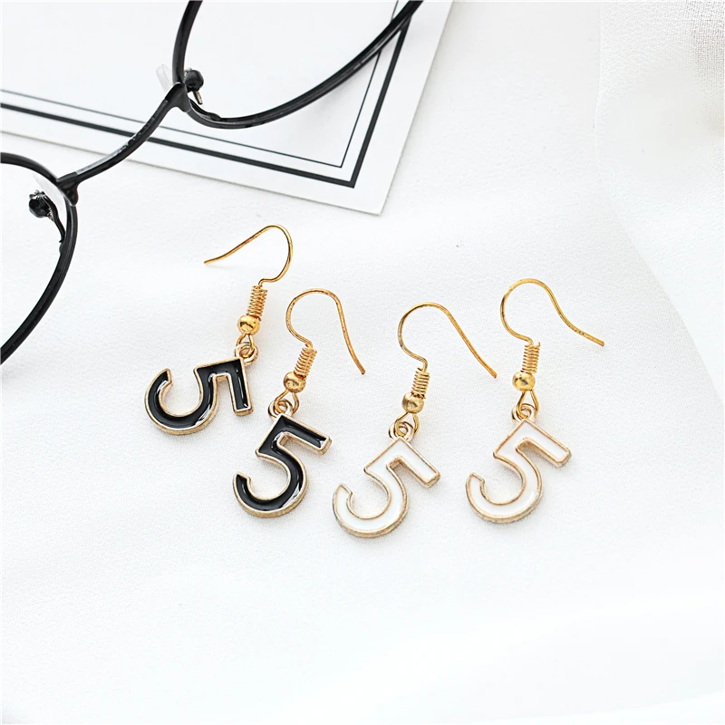 

New Arrival Trade Trends letter 5 earrings For Women Fashion Carved Dripping oil Couples Small earring