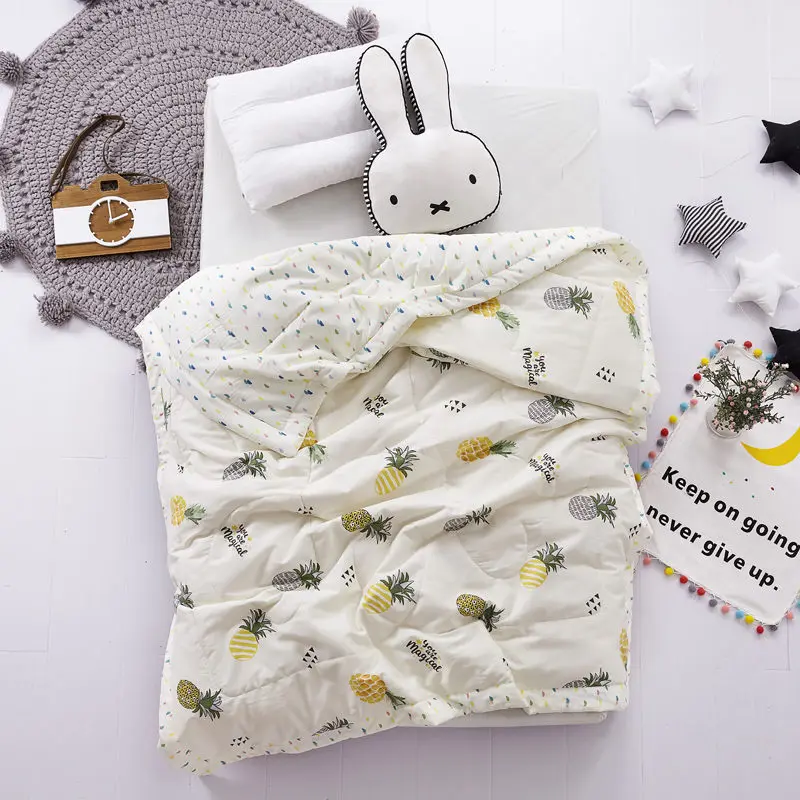 

Cartoon Pineapple Quilted Quilts Blanket Boys Girls Bedding Quilt Comforter Washable Children Airconditioner Summer Cotton Quilt