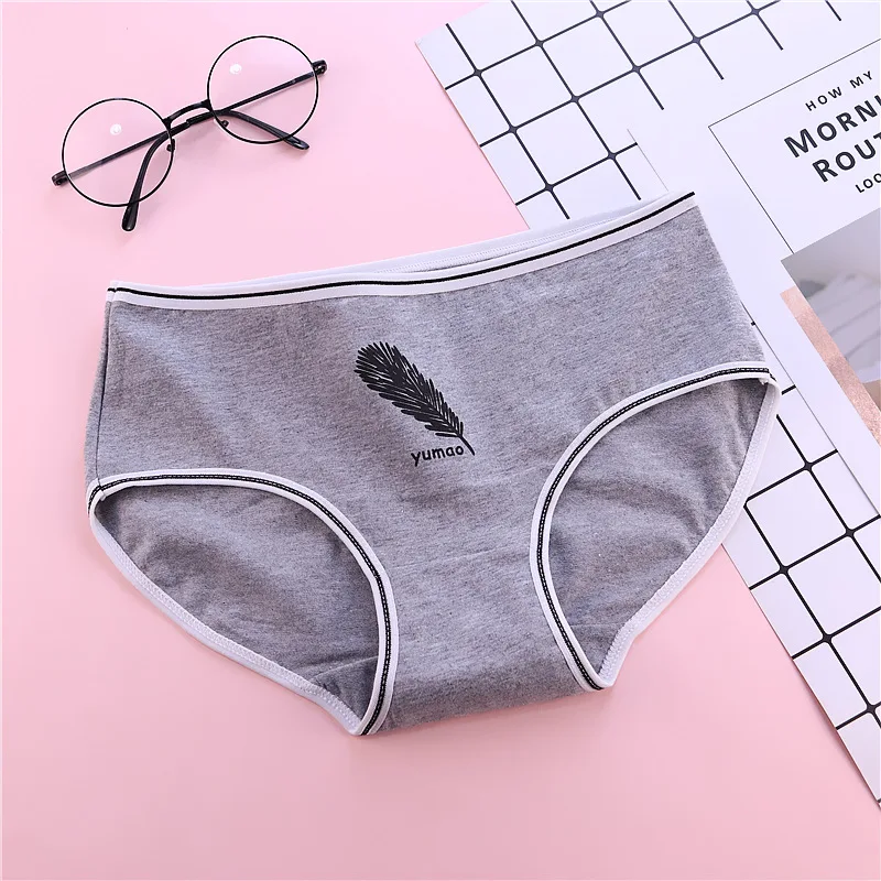 Fashion Women's Panties New Design Cozy Lingerie Cotton Briefs High Quality Low Waist Cute Girl's Underwear Underpants