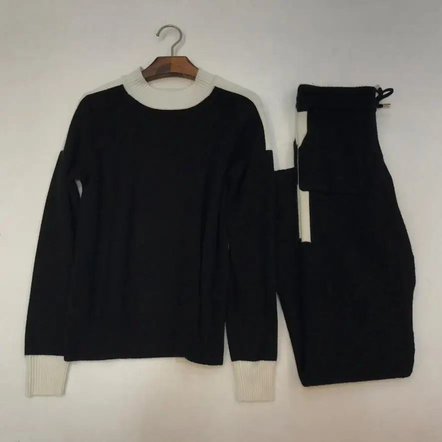 8894644003_286593400