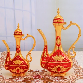 

Russian Creative Vodka Wine Brandy Snifters Gold Goblet With Hip Flasks Tray Engraving Shot Bottle High Spirits Barware Gift