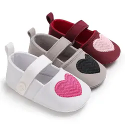 Новорожденных детская обувь Хлопок Сердце с милым рисунком для маленьких девочек обувь первые ходоки моды милые туфли принцессы Prewalker
