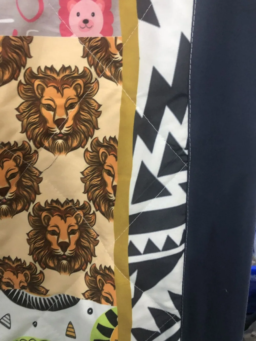 10824159585_1049176339