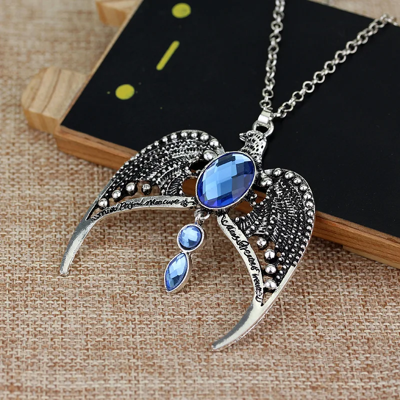 

Cute Ravenclaw Lost Diadem Crown Trendy Horcrux Pendant Necklace Action Figure Cosplay Accessories Toys Souvenirs Gift
