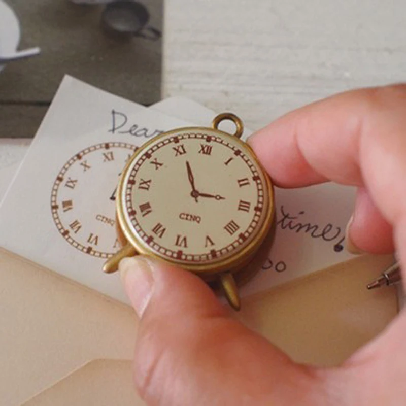 Clock STAMP (4)