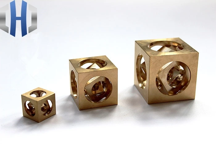 

Brass Manual Lathe Processing Square Ball EDC Decoration Tradesman Spirit EDC Tools