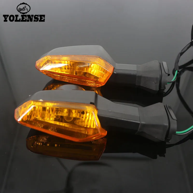 

For KAWASAKI ZX6R ZX10R Z250SL Z1000 Z1000SX Z 1000 1000SX ZX-6R ZX-10R Motorcycle Rear Turn Signal Indicator Light Blinker Lamp