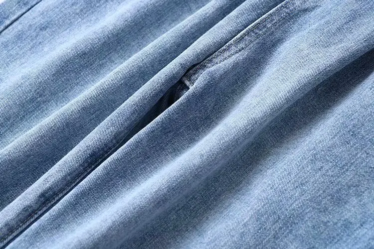 10386304589_1832055227