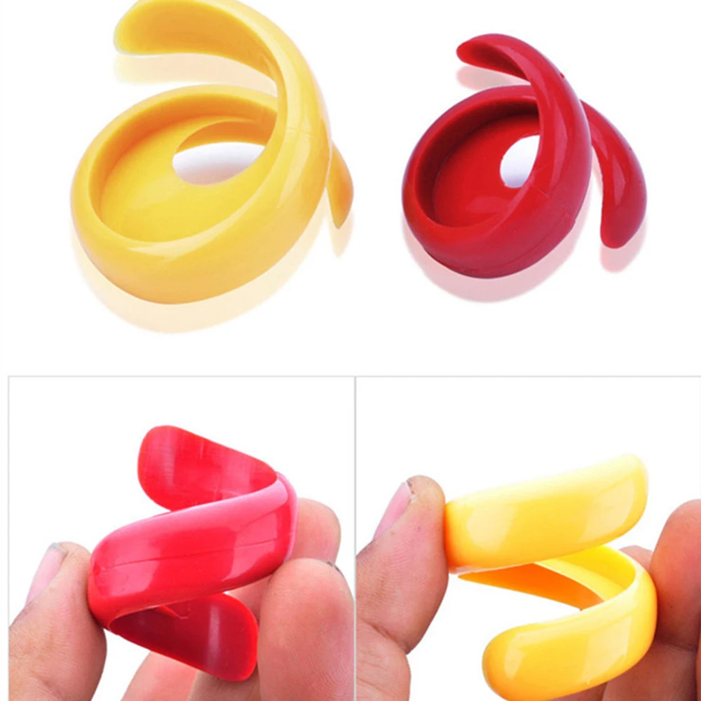 

2pcs Fancy Sausage Cutter Spiral Barbecue Hot Dogs Cutter Slicer Kitchen Cutting Gadget