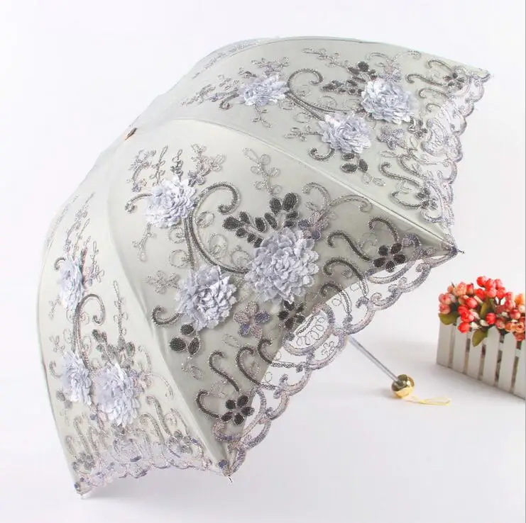 

New folding umbrella embroidered lace double layer black plastic tri-fold umbrella anti-UV sun umbrella umbrella