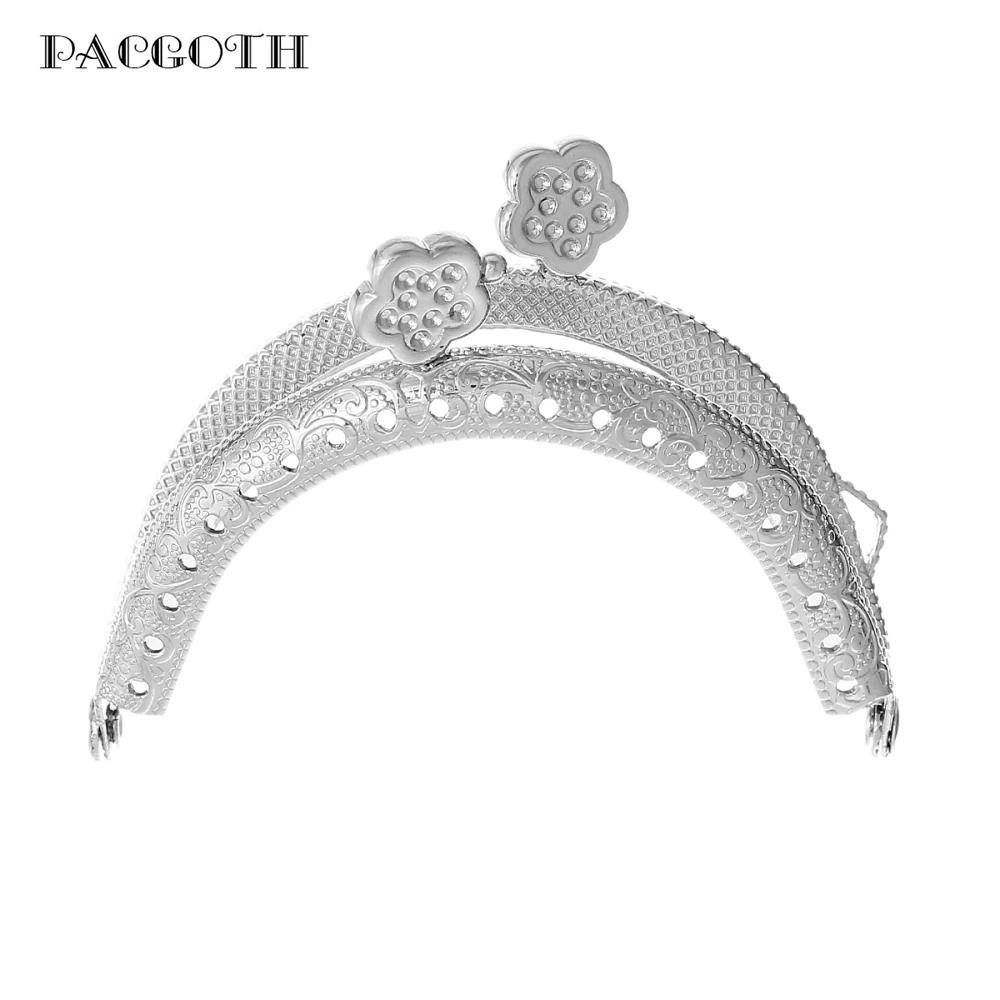 

PACGOTH Iron Based Alloy Kiss Clasp Lock Purse Frame Arch Silver Tone Flower 7.4cm x6cm, Open Size: 11x7.4cm, 3 PCs