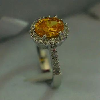 

2Ct Genuine White Gold Yellow Oval Shape Inviting Synthetic Diamonds Anniversary Ring Anniversary Day Gold Jewellry Gift