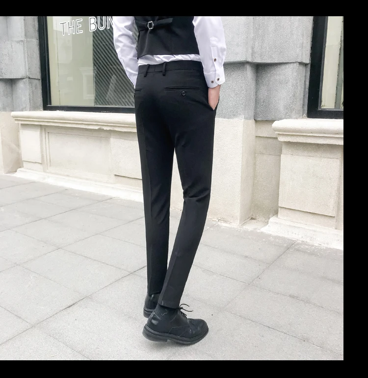 black pants 3