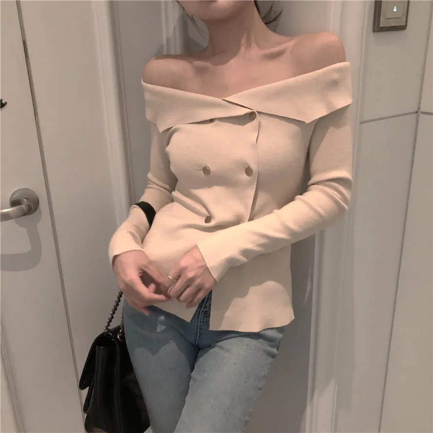 

Sexy New Bodice Jacket with A Large Lapel Shoulder Clavicle Small Heart Machine Double Row Sweaters 2019 Winter Slash Neck