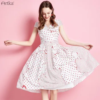 

ARTKA 2019 Summer Short Sleeve Dot Dress Fashion V Neck A-line Long Dress Girls Fresh High Quality Pleated Dresses LA11390X