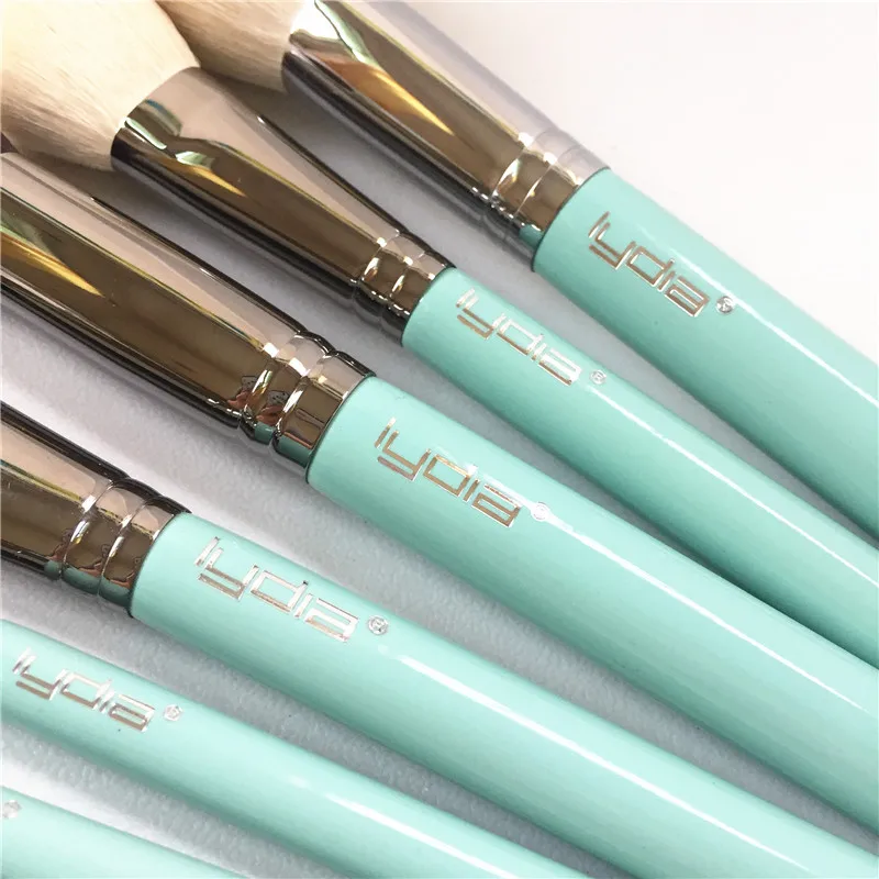Lydia T-Series Brushes _ 4