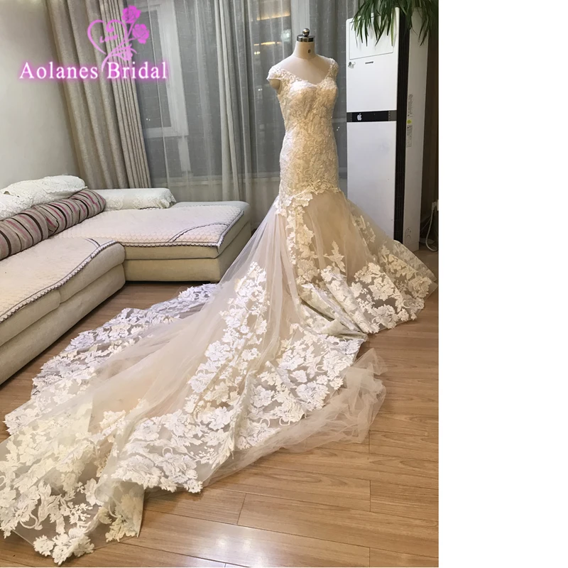 Свадебное платье с открытыми плечами кружевное русалки на заказ свадебное в