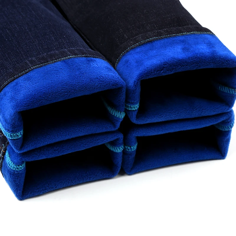 Мужские Зимние Синие флисовые джинсы с подкладкой, Стрейчевые теплые джинсы, дизайнерские черные синие повседневные брюки, мужские брюки, плюс размер 42