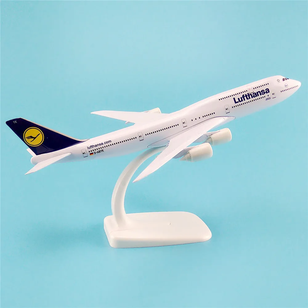 Modelo de Avião de Liga de Metal Modelo de Avião Suporte de Aeronaves Alemão Lufthansa Airways Boeing 747 B747 400 Companhias Aéreas w Presente 20cm ar 18 High Quality Brinquedos e hobbies