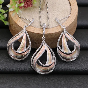 

Lanyika Jewelry Set Elegant Lines Simple Water Drop Zircon Sandblasting Necklace with Earrings for Bridal Engagement Best Gift
