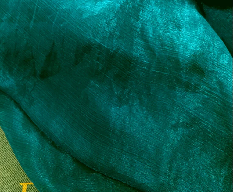 

3 meter 150cm 59" width green crinkle shot-silk chiffon crepe fabric summer dress dance skirts screen material MM43