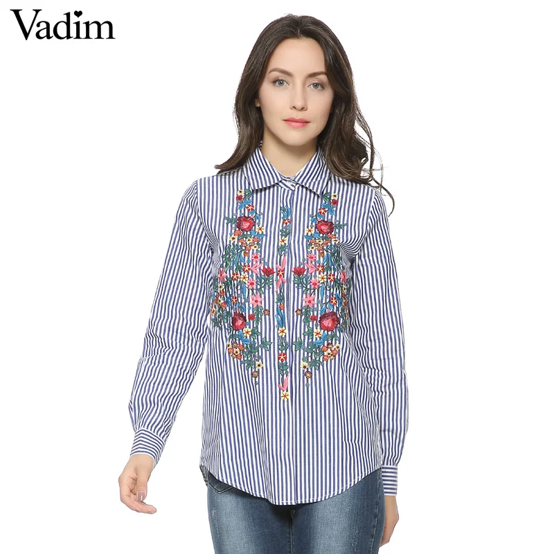 

Women elegant striped floral embroidery cotton shirts long sleeve turn-down collar blouse ladies sweet casual tops blusas LT1122