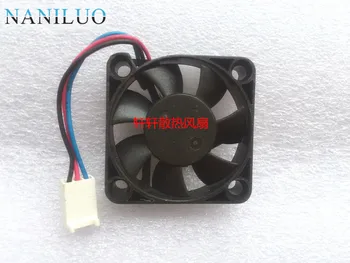 

AD0412UB-G76 (T) G DC 12V 0.12A 40x40x10mm 3-wire Server Square Fan