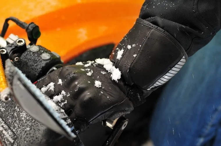 Для мужчин мотоцикл водонепроницаемый протектор зимние перчатки скутер кафе поплавок перчатки GORE-TEX