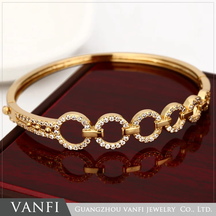 Wedding Gold Bangles Designs 4