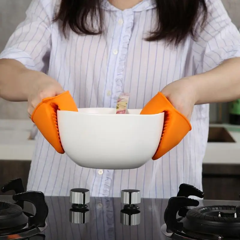 

2Pcs Silicone Microwave Oven Gloves Insulated Heat Anti-slip Pot Clips Kitchen Cooking Baking Oven Mitts