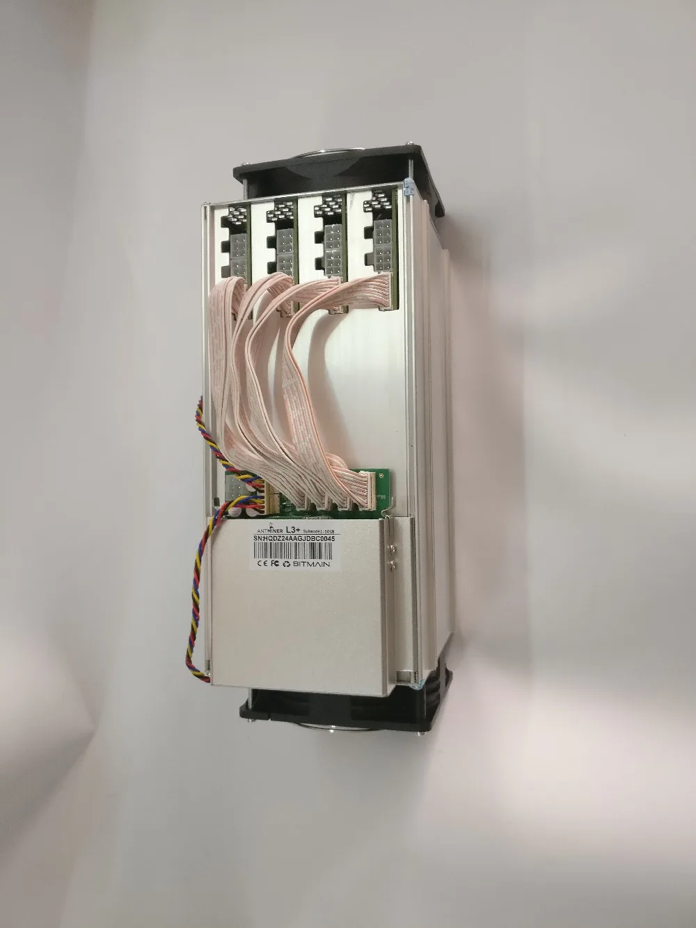 Sale YUNHUI Used ANTMINER L3+ LTC 504M scrypt miner LTC Mining Machine 504M 800W on wall Better Than ANTMINER L3 2