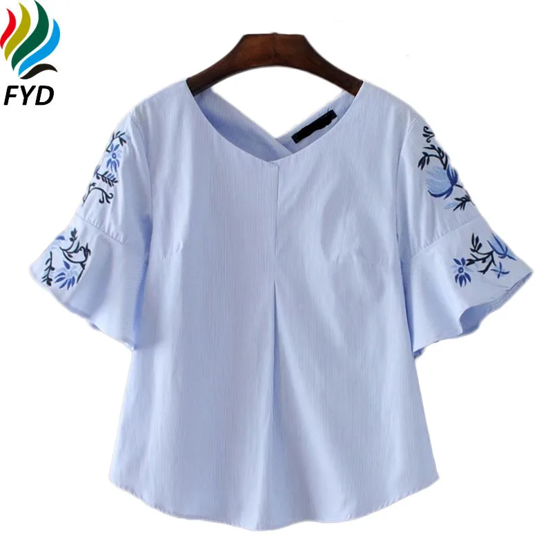 White Blue Women Blouses Summer 2017 Brand Floral Embroidery Flare Sleeve Chemisier Femme Tops Elegant V-Neck Woman Blusas Z354 |