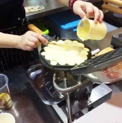 Коммерческий вафельница Электрический Мультипекарь яйцо вафельница HK стиль яйцо слоеного машина управление яйцо вафельница hk-2008a