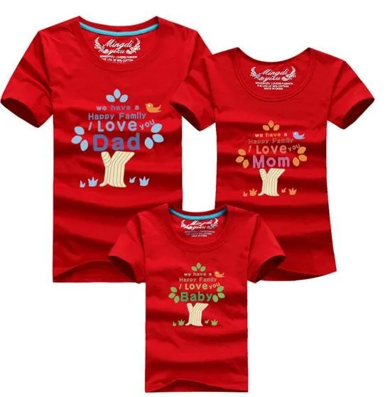 Новые одинаковые комплекты для семьи с принтом «Счастливая семья» для мамы, папы и ребенка летние хлопковые футболки для мальчиков и девочек 13 цветов