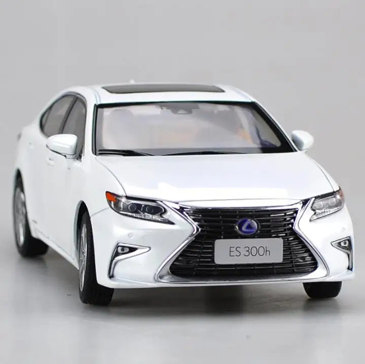 Высококачественная 1:18 оригинальная упаковка модель автомобиля LEXUS ES300H из сплава