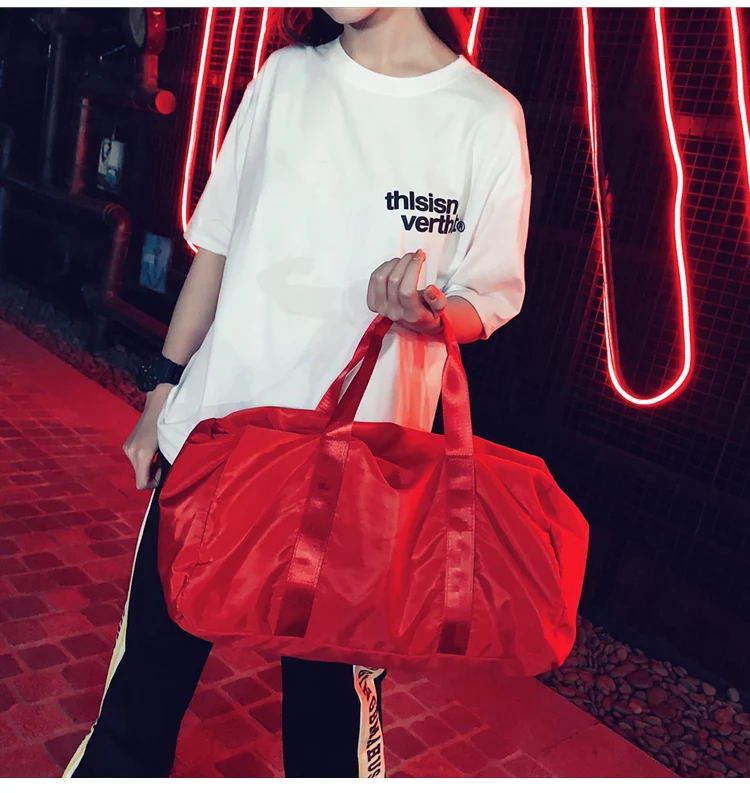 2 шт./компл. красный дорожная сумка для Для женщин модная спортивная сумка ПВХ дизайнер вещевой мешок Для женщин летние Водонепроницаемый лазерный трапецевидные сумки на плечо