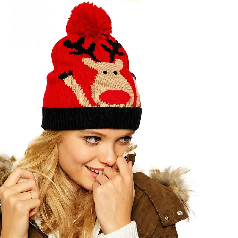 шапка "новогодняя". новогодняя шапка с помпоном. новогодняя шапка красная. новогодняя шапка с помпоном. шапка slouchy beanie.