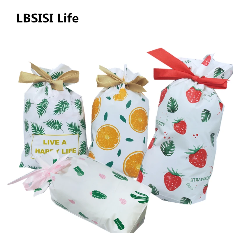 

LBSISI Life 50pcs Strawberry Orange Plastic Drawstring Bag Candy Cookie Treat Snack Candy Birthday Party Wedding Favor Gift Bags