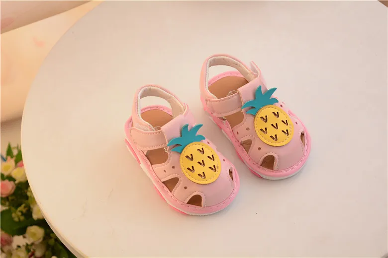 Г., летние сандалии для новорожденных, для первых прогулок высококачественные пляжные туфли для девочек и мальчиков модные Нескользящие мягкие с рисунком