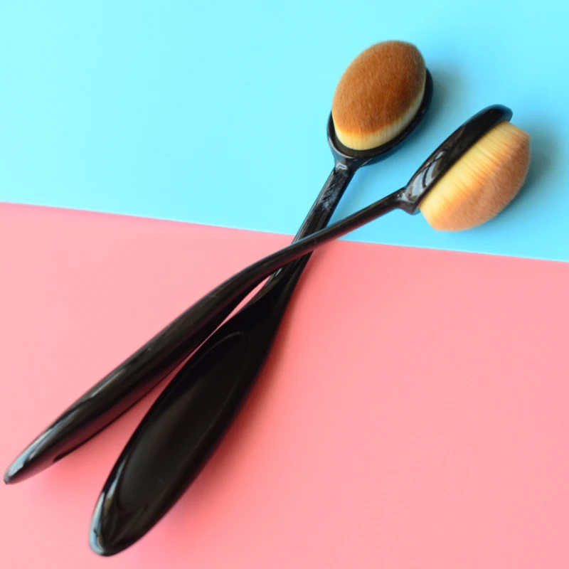 1pcs New Black Contouring Concealer Brush Blender Makeup Accessories