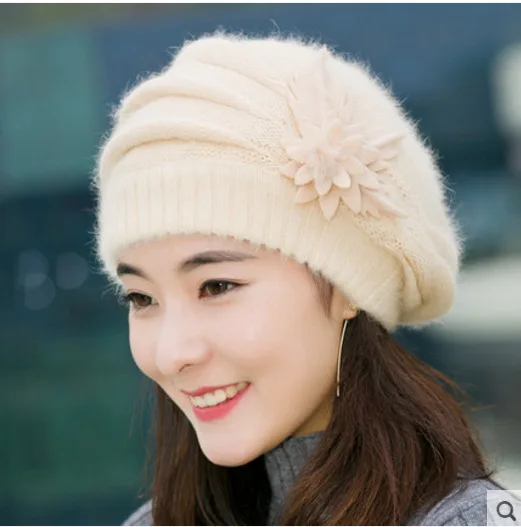 Кашемировые женские шапки с помпоном, зимняя вязаная шапка в полоску, женская модная шапка среднего возраста, стразы, плотная шапка - Цвет: beige