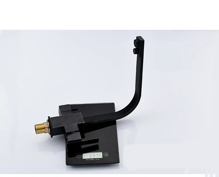 4446953760_948894821