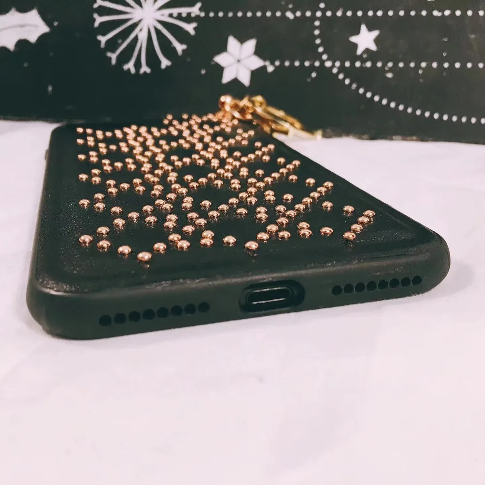 For iPhone 6 6s plus Luxury Fashion Rivet D cell Phone Cases For Apple iPhone 7 8 plus X Women Mobile phone Case Cover